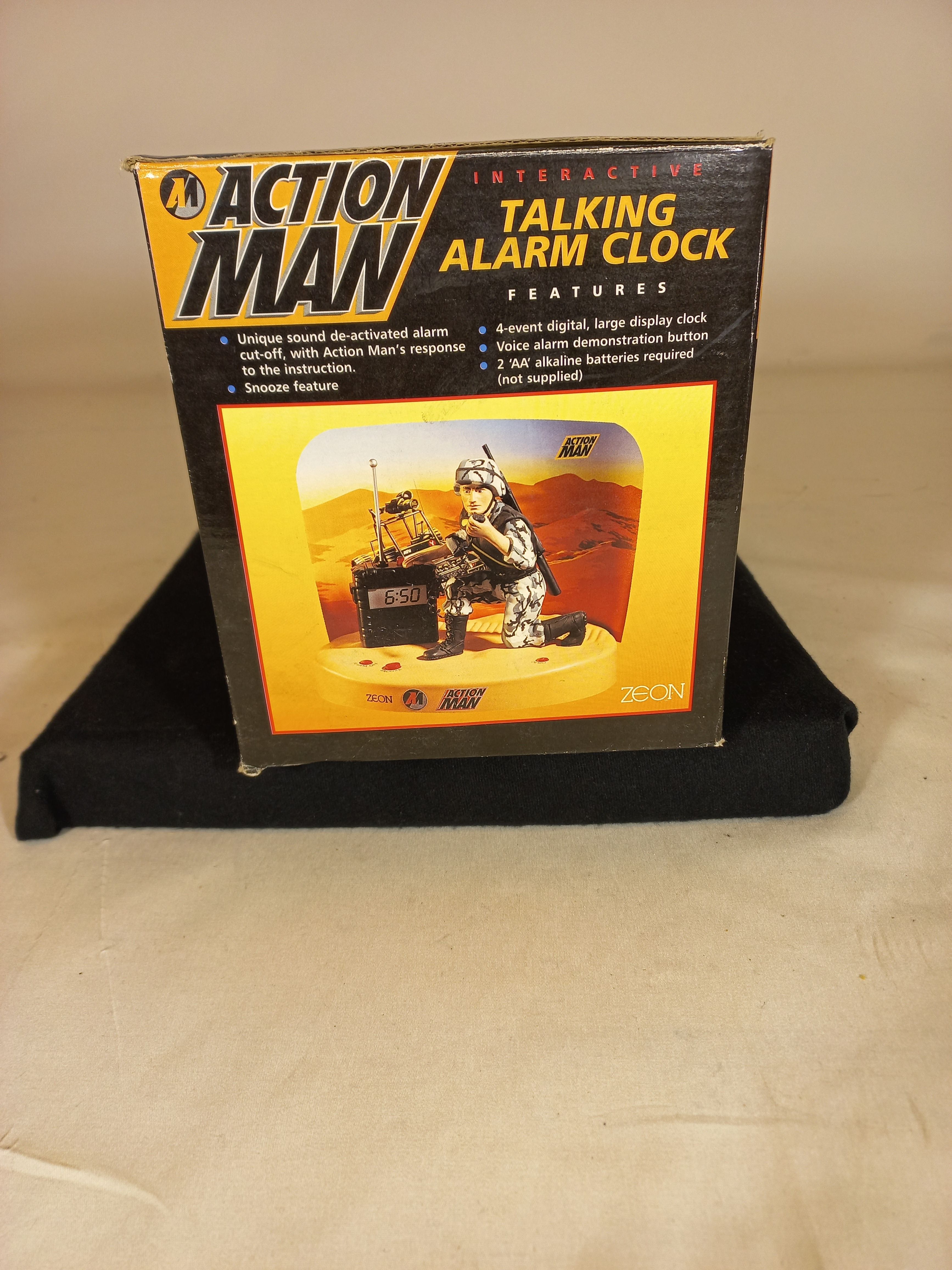 Voir photo 3 de Action man réveil 1996 collector piles LR6 non fournies Hasbro vintage Action man réveil 1996 collector piles LR6 non fournies Hasbro vintage État correct - Vue 3 -